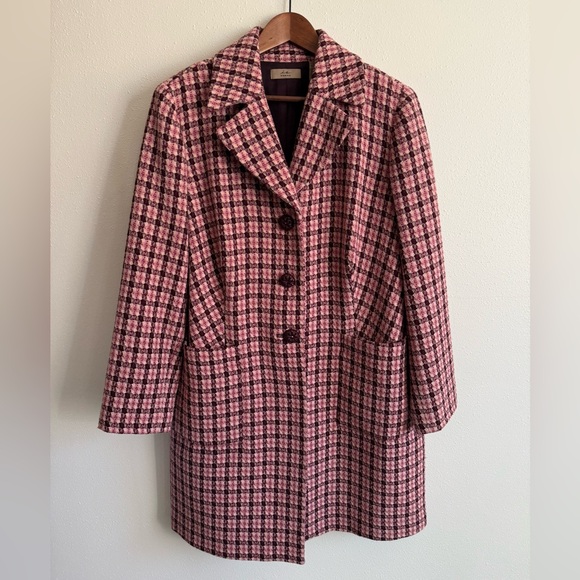 i.e. woman Jackets & Blazers - Pink Black Houndstooth Blazer 1X | Plus Size Tweed Statement Jacket
